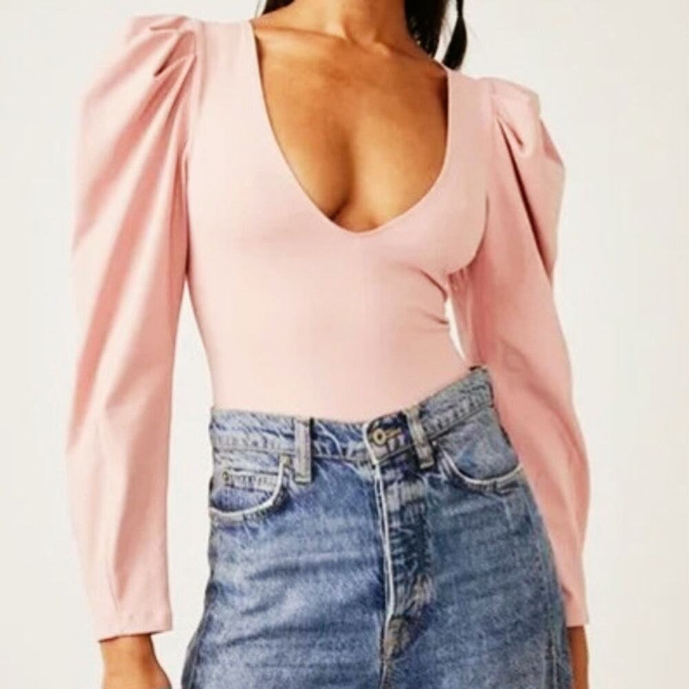 NWOT Free People Va Va Voop‎ Long Sleeve Bodysuit Sz. XS [0-2] Heart Haze Pink - Picture 2 of 11